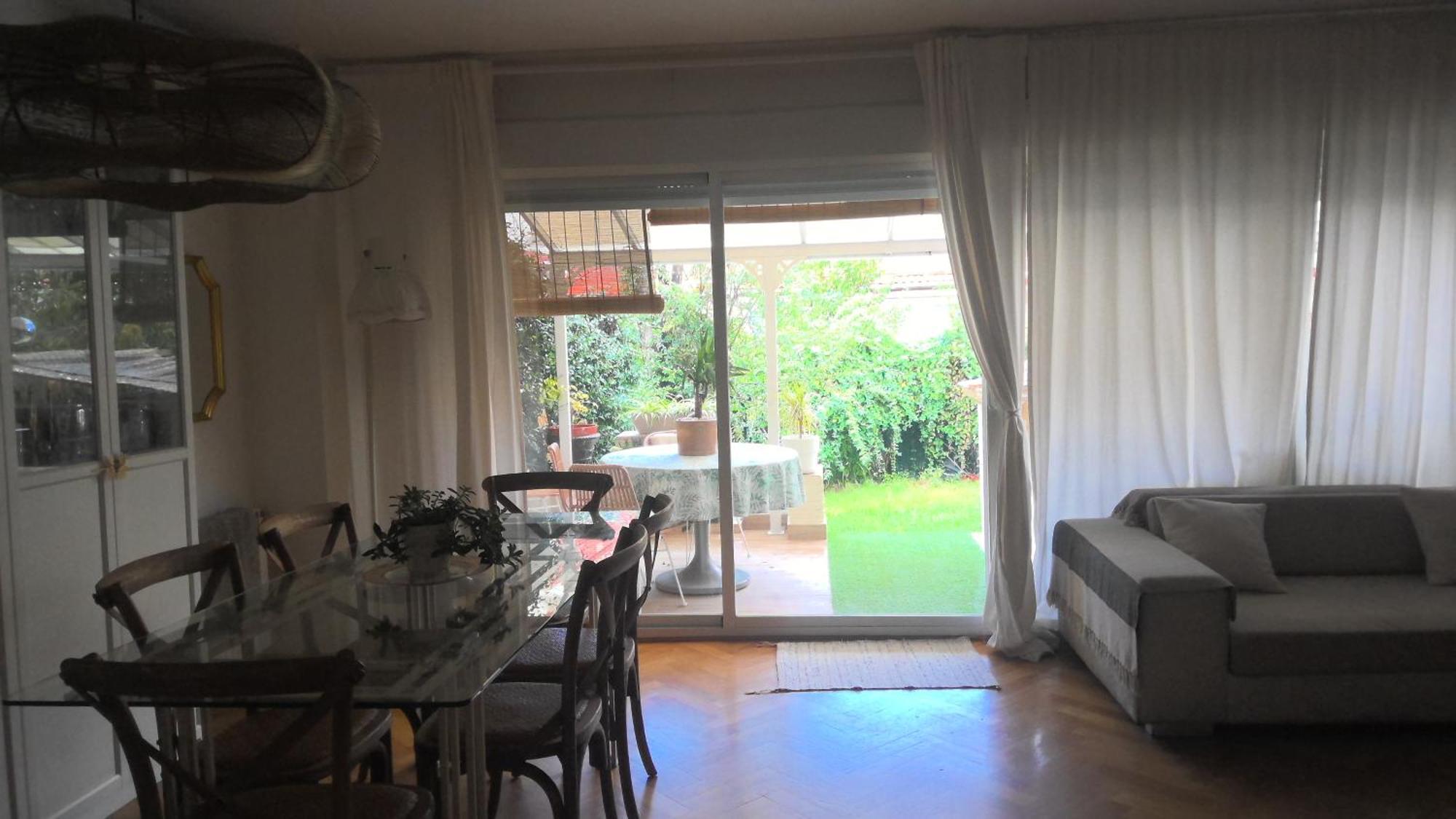 Habitación en casa particular For Girls Only